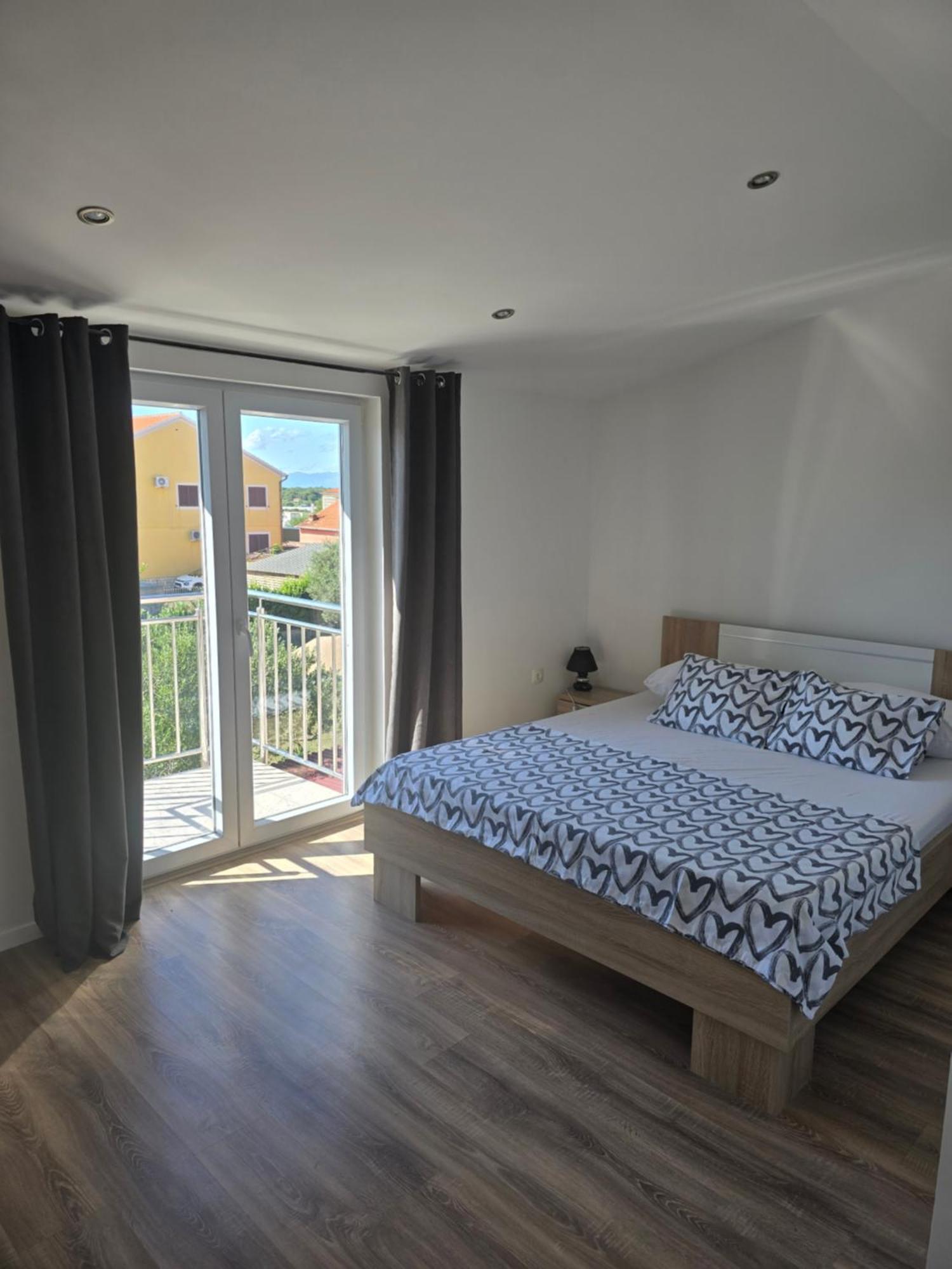 Apartment Fabijana Biograd Na Moru Ngoại thất bức ảnh
