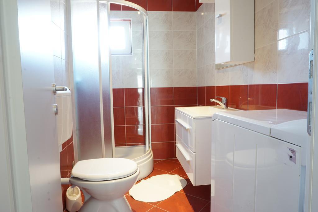 Apartment Fabijana Biograd Na Moru Ngoại thất bức ảnh