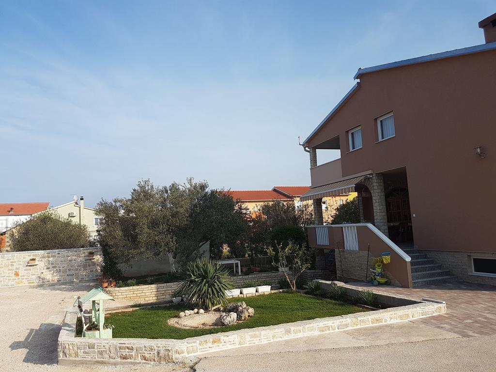 Apartment Fabijana Biograd Na Moru Ngoại thất bức ảnh